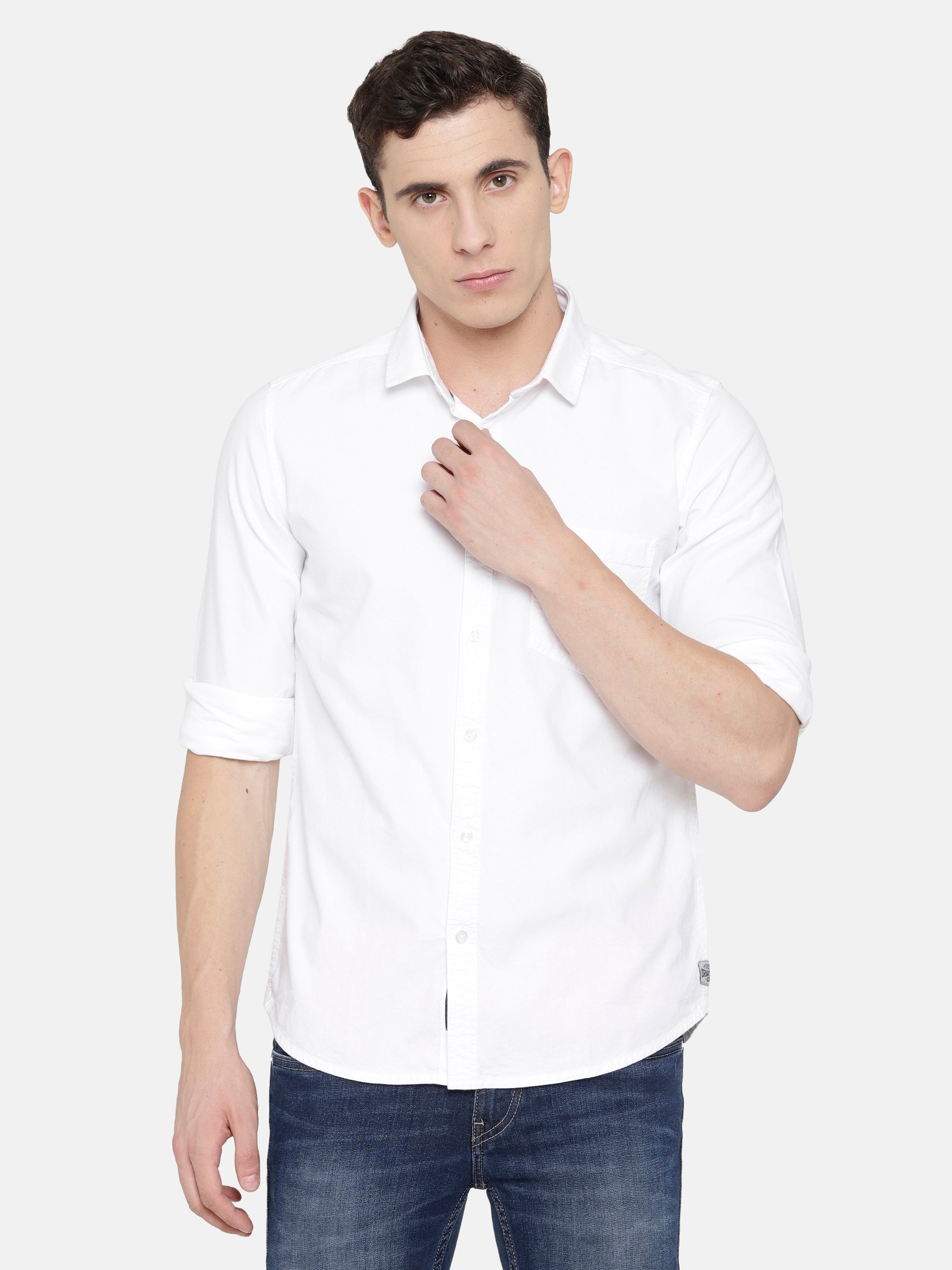 Classic solid white Oxford shirt with cut away collar.